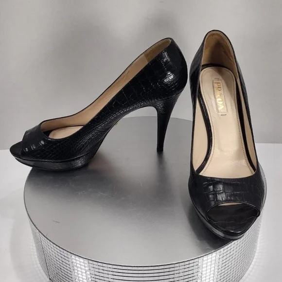 Prada Black Peep-Toe Heels size 9 pre owned good condition - Picture 2 of 15